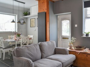 Open plan living space | Chapel Farm Cottage, Wetwang