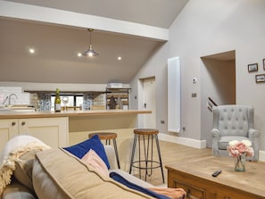 Open plan living space | The Old Shippon at New Ringstones Farm, Rowarth