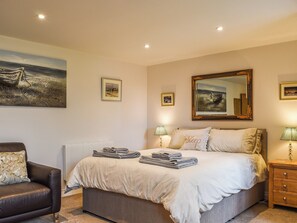 Double bedroom | The Cabin, Broadstone