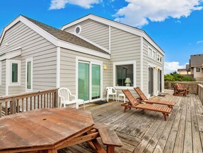 Relax on the back deck as you work on your tan and soak up the ocean breeze!