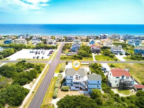 Spend your vacation just a 2-minute walk from the ocean!