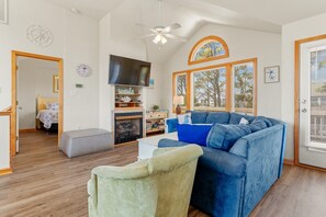 Spacious Living Area (Please note: Fireplace is not for guest use)