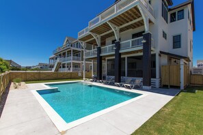 Private Pool
