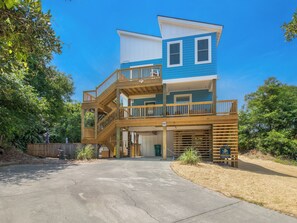 Welcome to Luna Blu Cottage!