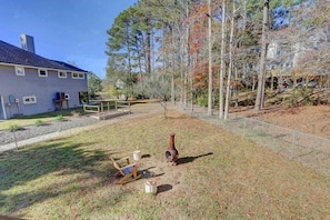 Outdoor Fire Pit/Fenced Back Yard