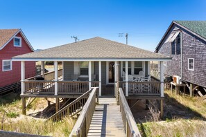 Back exterior (Beach front home)
