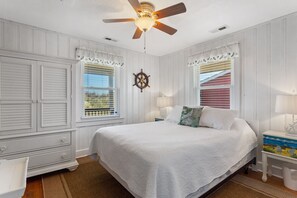 Bedroom (Beach front home)