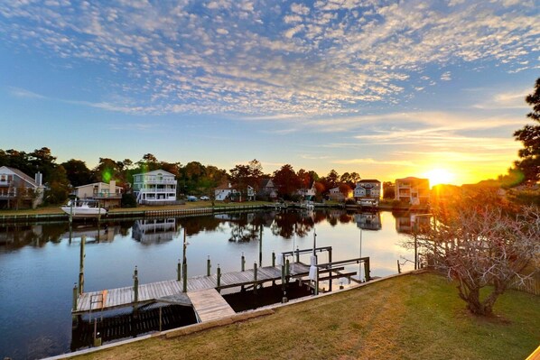 Start your Outer Banks vacation at The Salty Seal today!