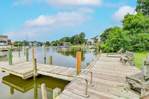 Dock