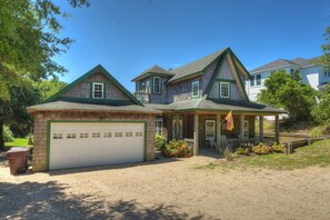 This 4 bedroom, 3.5 bath has a bungalow-style design with 2 spacious levels to hold all its incredible features!