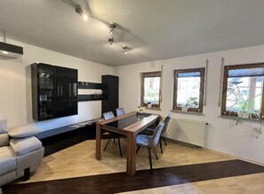 Ferienwohnung (60 qm) mit voll ausgestatteter Küche