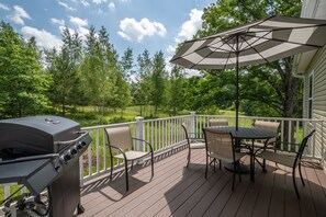Deck Dining + Grill
