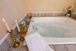 oversize private tub for two