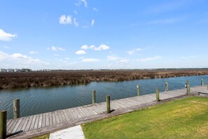 BP99: Chasing Tides | 24' Private Boat Slip