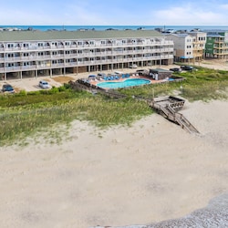 Surf-or-Sound-Realty-974-Margaritavilla-Exterior-4