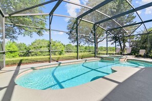 Fenced in Pool