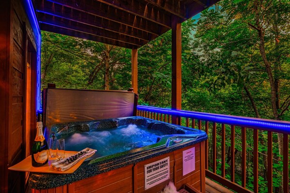 Hot Tub Downstairs patio off game room