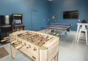The kids will be entertained in the games room!Smart TV, Legends Ultimate Arcade (300 Games), Foosball, Ping Pong Table Tennis, Drinks Fridge