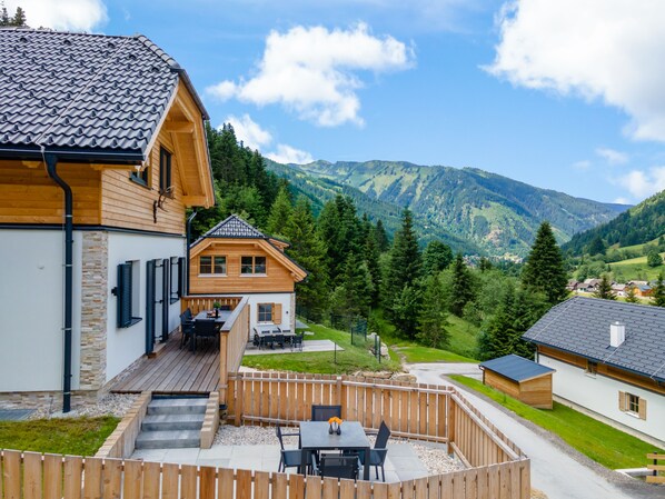 Extérieur maison de vacances [été]