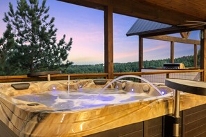 Hot tub and views!