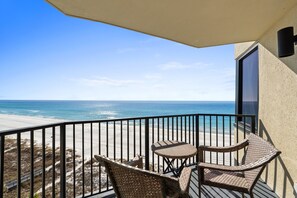 AMAZING BEACH VIEWS AND PARTIALLY SHADED YOU DON'T HAVE TO LEAVE YOUR UNIT 