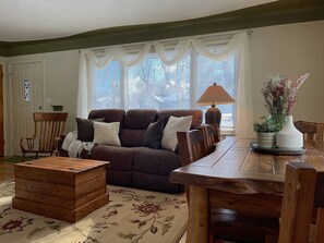 Living/Dining Area