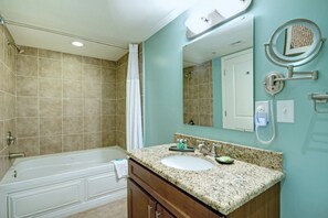 Unit layout, decor, and view may vary. 