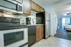 Unit layout, decor, and view may vary. 
