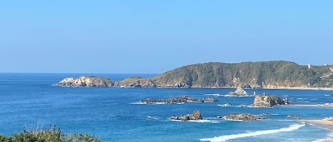 View of San Agustinillo beach from villa - 3min walk to beach.