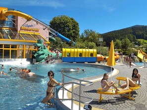 L'Eau, Ciel, Piscine, Plan D'Eau, Loisirs De Plein Air, Amusement, Loisir, Des Loisirs, Été, Ville Resort