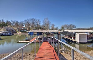 Dock | Pet Friendly w/ Fee