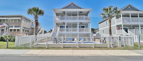 New constructed, 2nd row home facing S. Ocean Blvd.