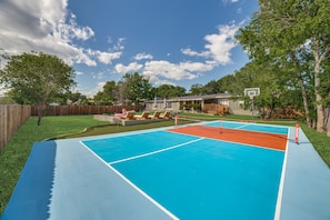 Sportplatz