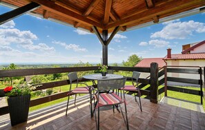 balcony-terrace