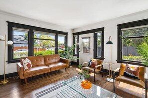 Mid century modern styled Livingroom