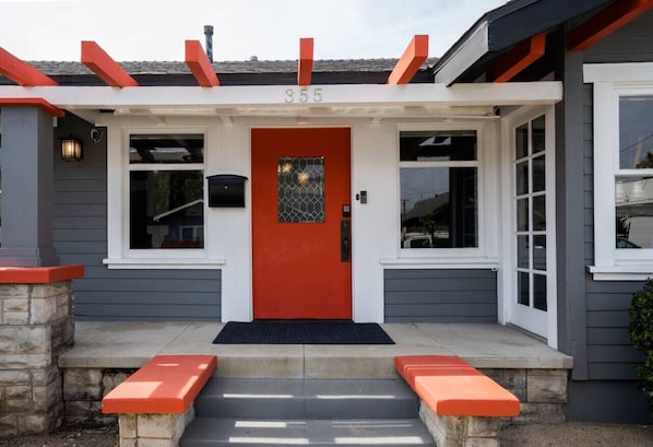Uniquely designed porch