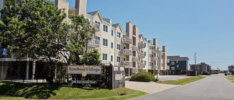 Sundune Village Complex