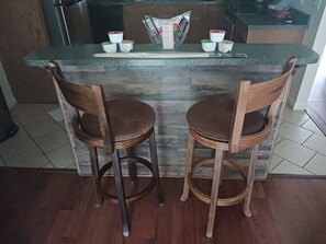 Island and swivel chairs.