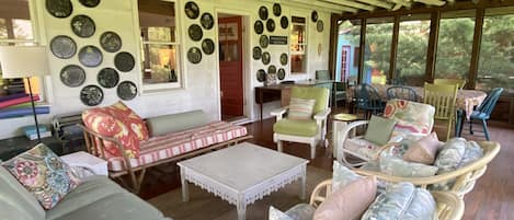 Seriously, the best porch!