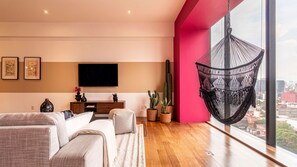 El mobiliario, la decoración y los servicios pueden variar ligeramente.
