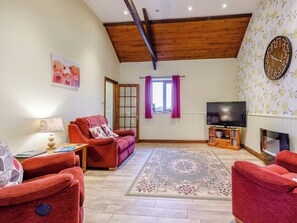 Living room | The Barn - Oldiscleave Farm Cottages, Bideford