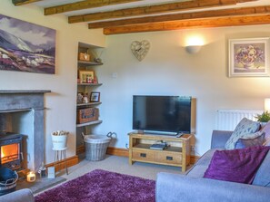 Sitting room | Alpine Cottage, Carperby, Leyburn