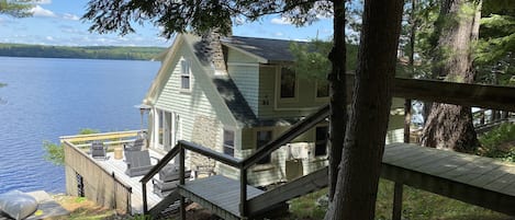 Large deck for enjoying the lake