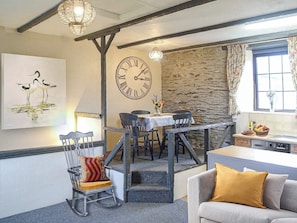 Lounge with open plan dining and kitchen_areas | Sage Cottage, Penmount, near Truro
