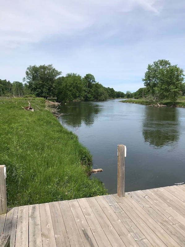 Riverview Hideaway New! Manistee River Frontage 2 Bedrom Cabin