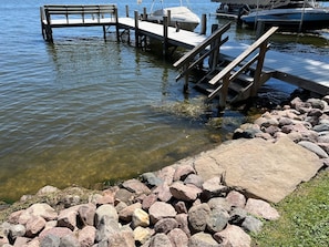 Rock Wall Stairs & Pier Stairs.  There are (3) access points.  Kayaking anyone?