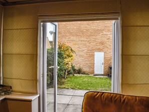 Living room/dining room | Coopers Townhouse, Weston Super Mare