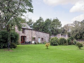 Garden | The Coach House - South Allington Barns, Kingsbridge