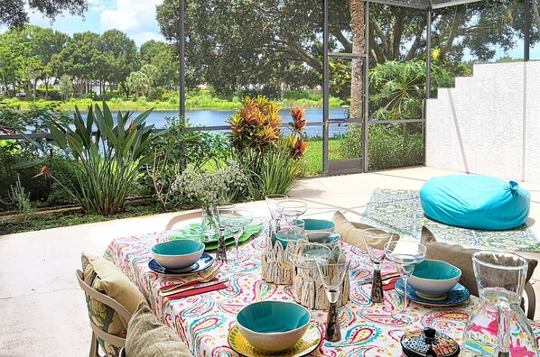 Outdoor dining