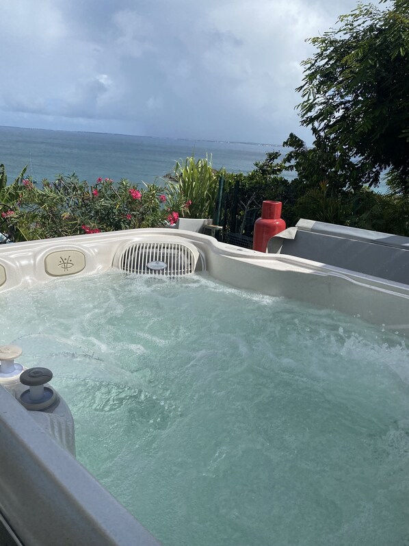 Jaccuzi Privé Vue Mer